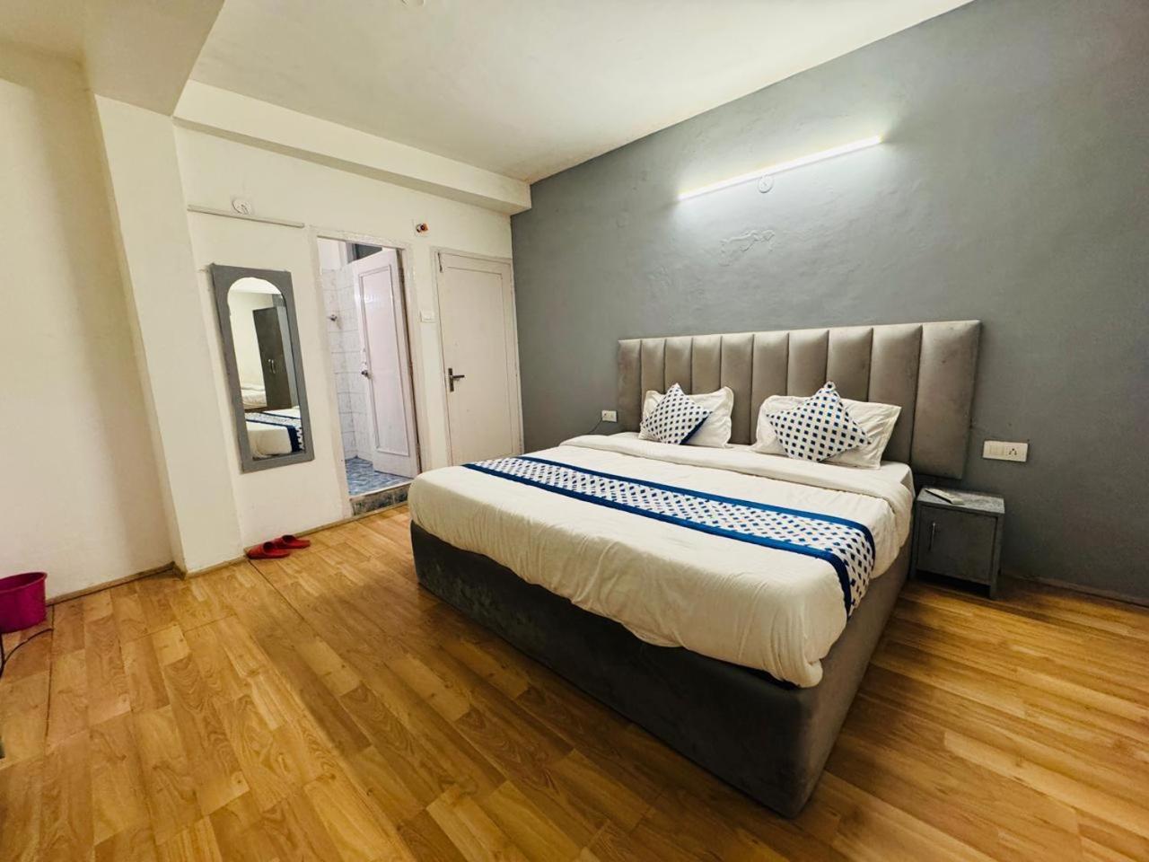 Hotel New # Link Way # Near Zing Bus Stand Manāli Eksteriør bilde