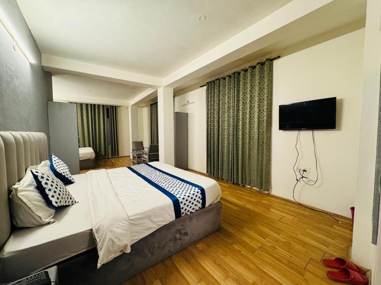 Hotel New # Link Way # Near Zing Bus Stand Manāli Eksteriør bilde
