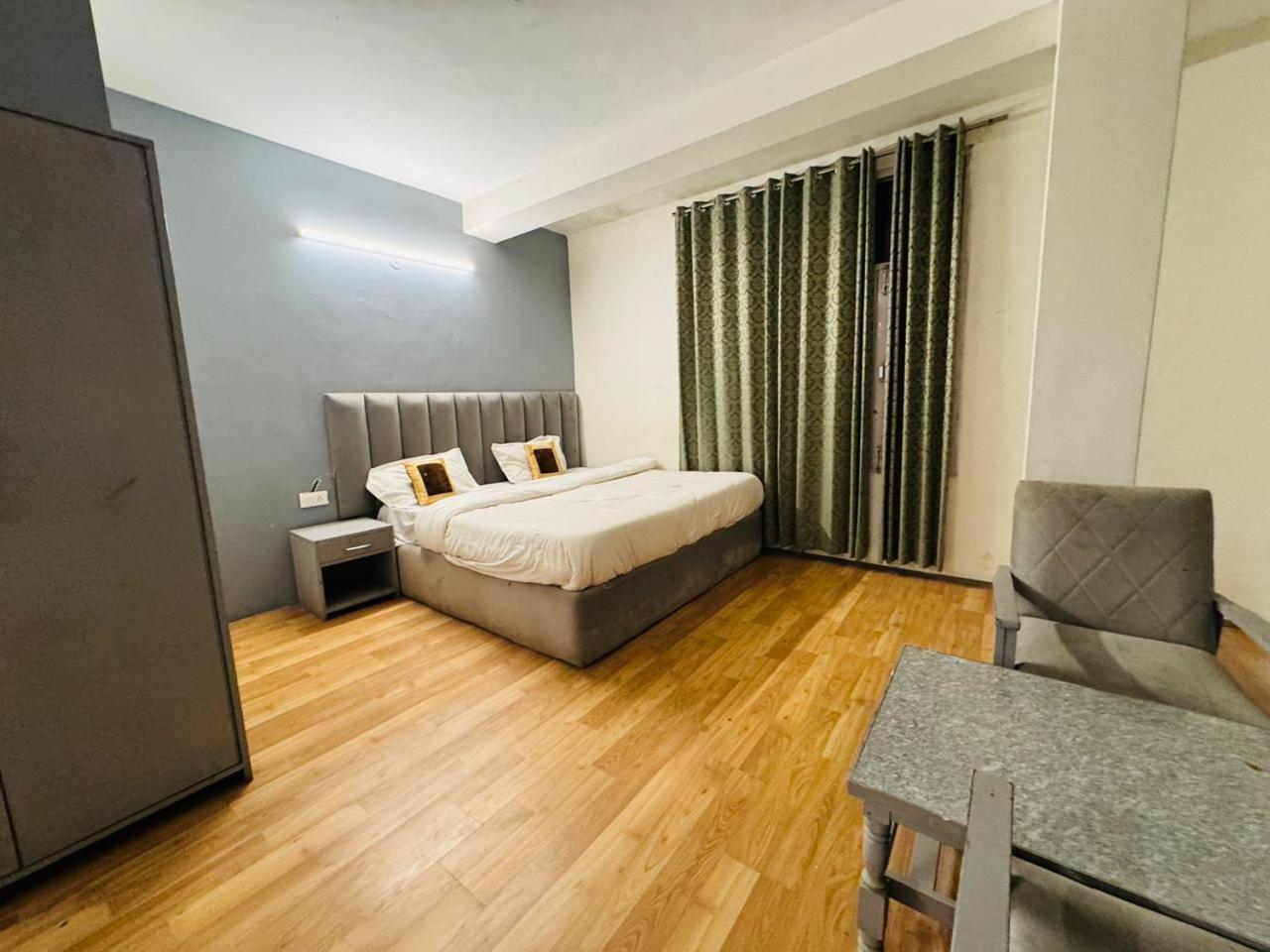 Hotel New # Link Way # Near Zing Bus Stand Manāli Eksteriør bilde