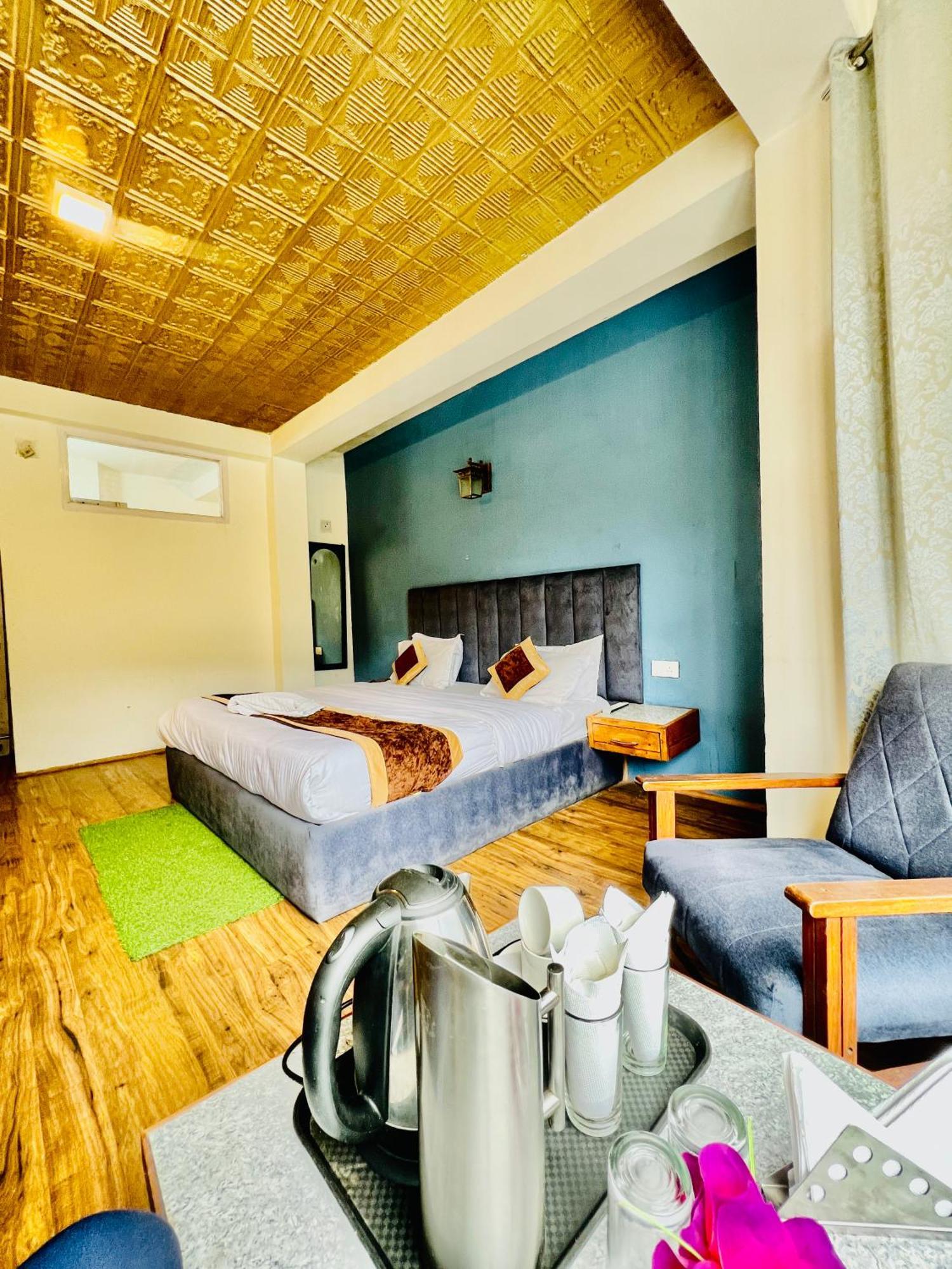 Hotel New # Link Way # Near Zing Bus Stand Manāli Eksteriør bilde